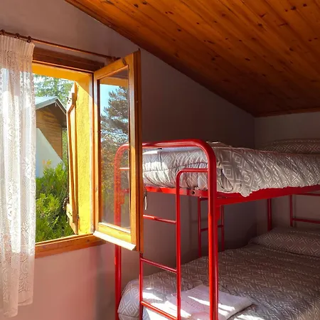 Agradable Casa Con Chimenea Interior *