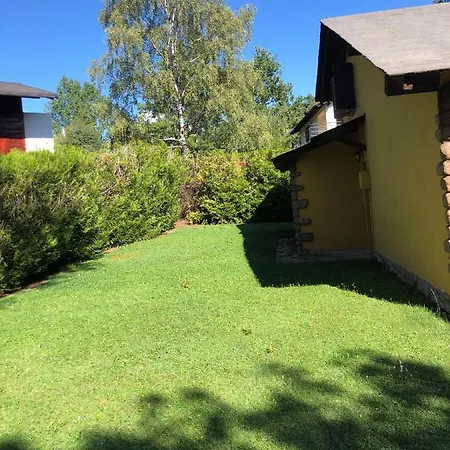 Agradable Casa Con Chimenea Interior